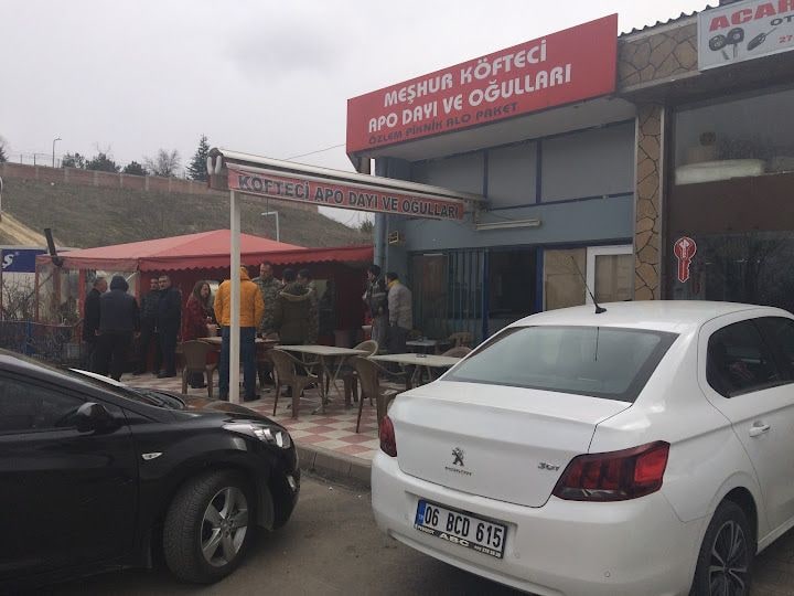 Meşhur Köfteci Apo Dayı Ve Oğulları