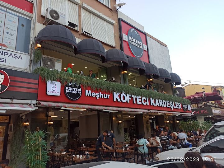 Meşhur Köfteci Kardeşler