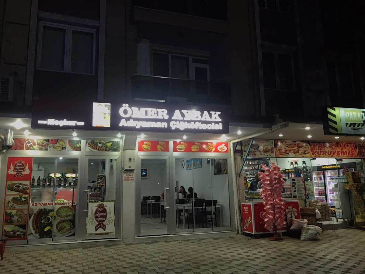 MEŞHUR ÖMER AYBAK ADIYAMAN ÇİĞ KÖFTECİSİ