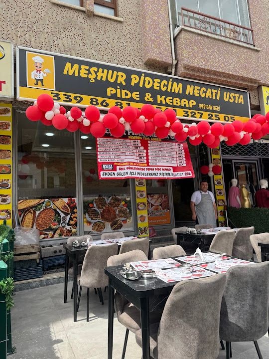 Meşhur Pidecim Necati Usta