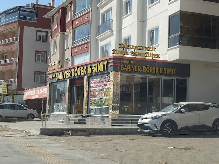 Meşhur Sarıyer Börek ve Simit