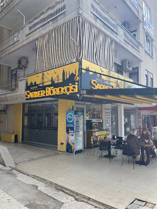 Meşhur Sarıyer Börekcisi