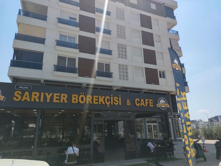 Meşhur Sarıyer Börekçisi
