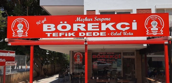 Meşhur Serpme Börekci Tefik Dede - Celal Usta
