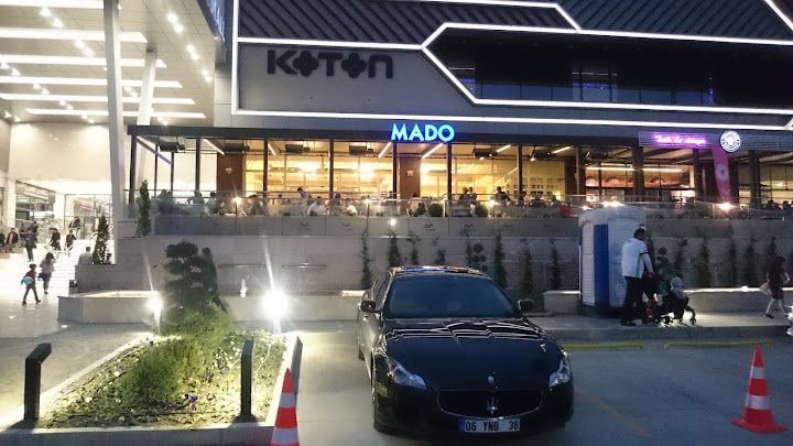 Metromall Mado