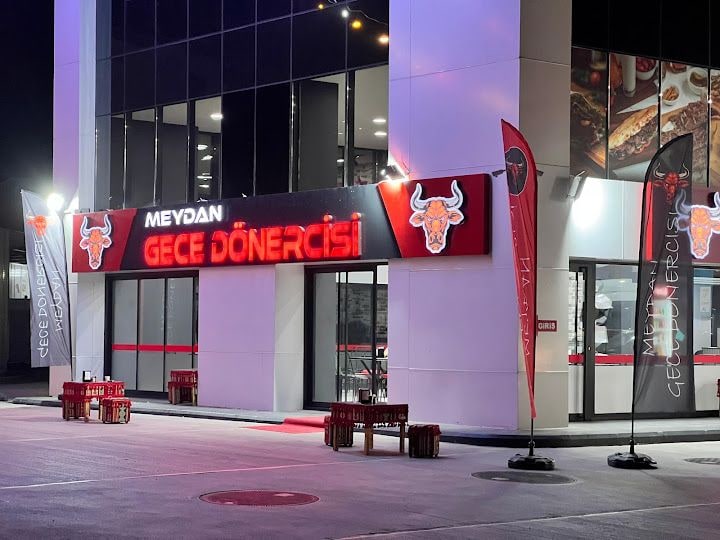 Meydan Gece Dönercisi