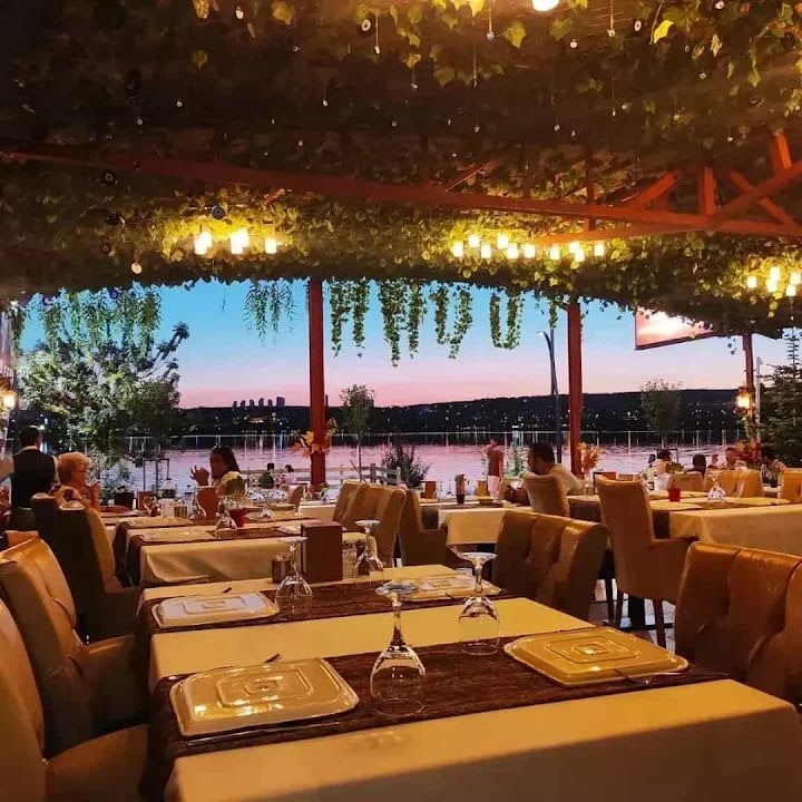 Meze Keyifli Bahçe Ankara