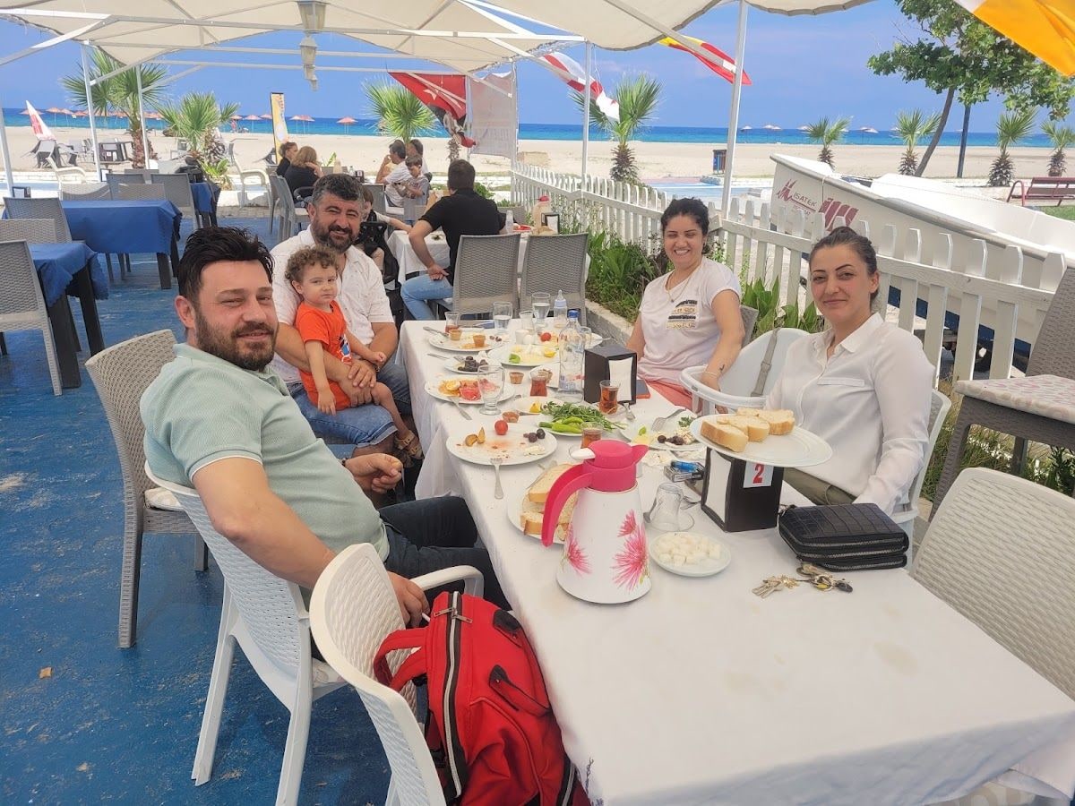 Mimoza Cafe Restaurant Beach
