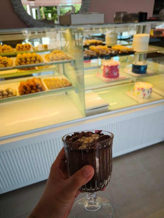 Minimall Cakes