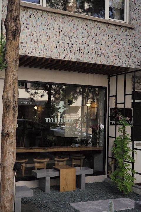 Minon