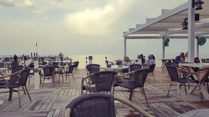 Mirada Del Mar Beach Bar