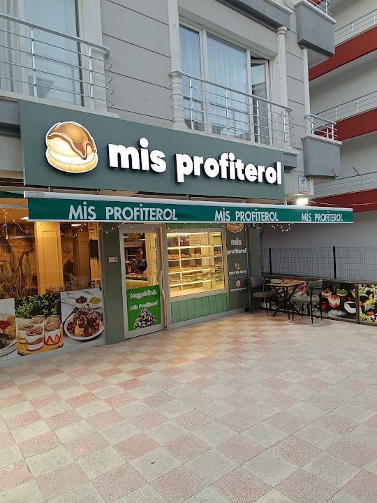 Mis Profiterol Yenikent