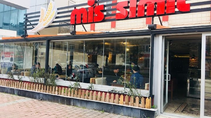 Mis Simit Fırın & Cafe