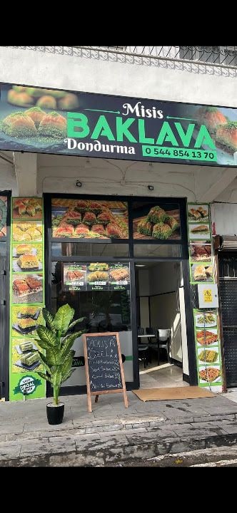 Misis Yeni Baklava Dondurma