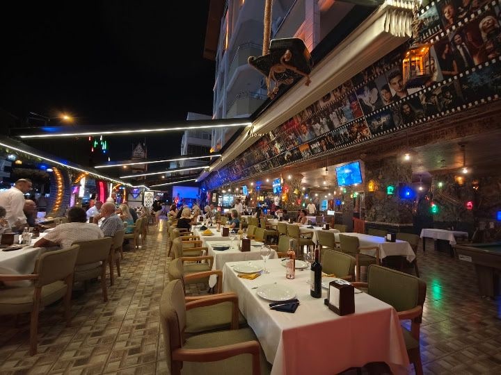Mitos Restaurant