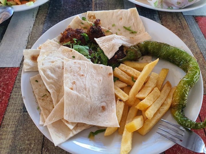 Mola Cafe