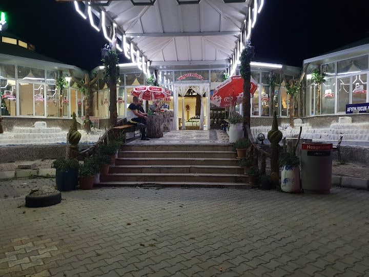 Mola Park Yılmazlar Dinlenme Tesisleri