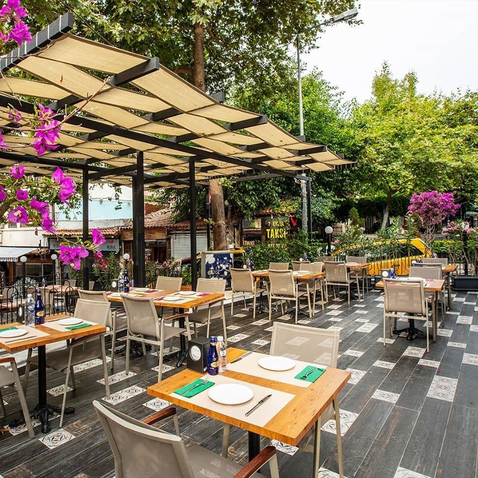 Mood Bistro & Restaurant
