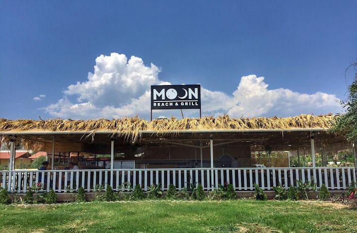 Moon beach Grill