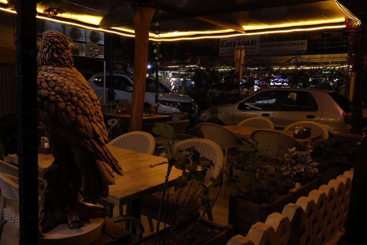 MOON LİGHT CAFE