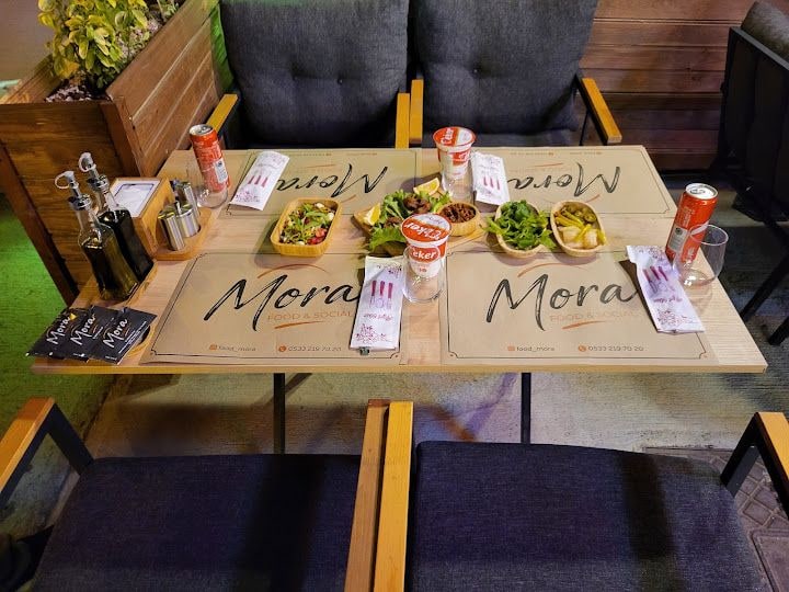 Mora Food & Social