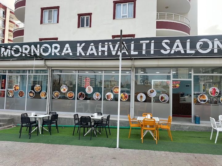 Mornora Kahvaltı &atom Salonu
