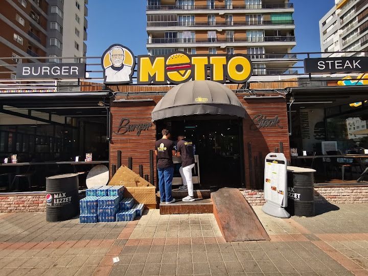 Motto Burger & Steak