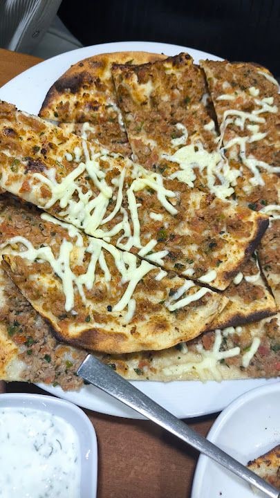 Mozaik Kebap pide