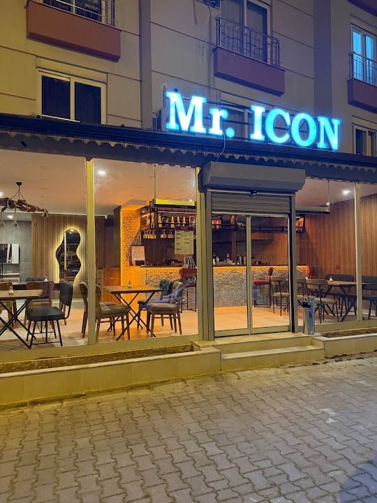 Mr. Icon