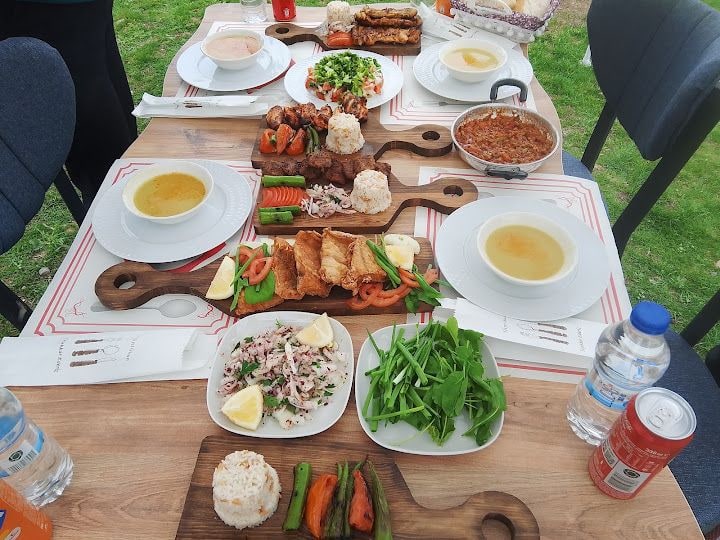 Mt Cafe&restoran Toklümen