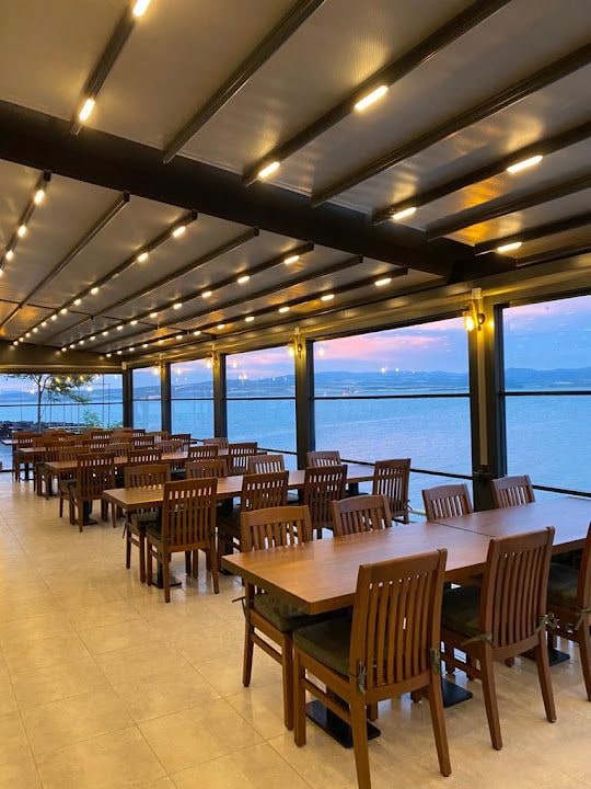 Muammer'in Yeri Aile Balık Restoran - Geçitli Şubesi