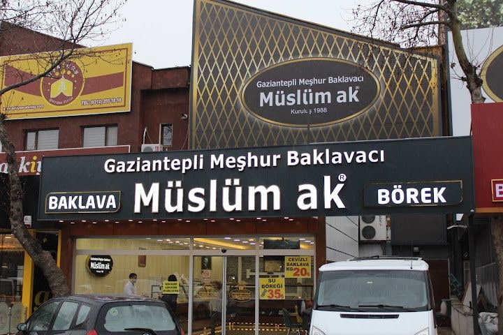 Müslüm Ak Baklava