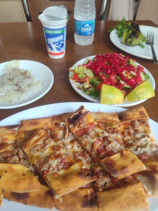 Mustafa Usta Lahmacun&Pide Salonu