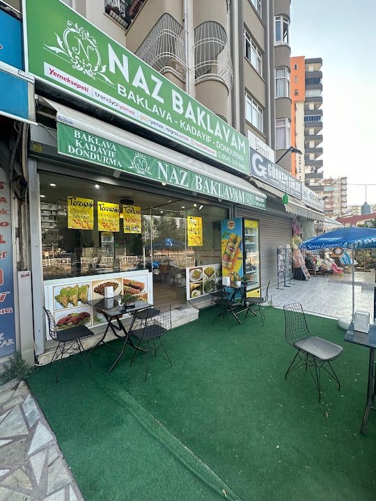 Naz Baklavam