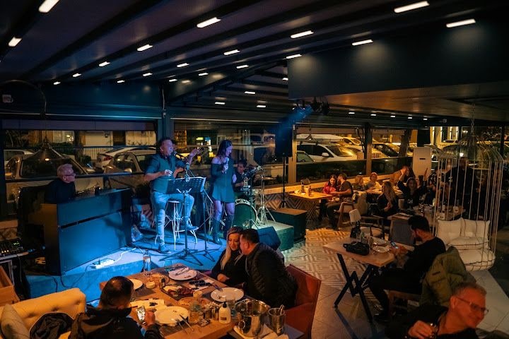 Nebilux Piano Bistro