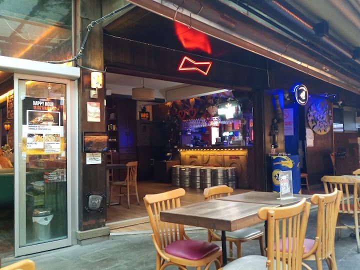 Nedjima Cafe & Bistro