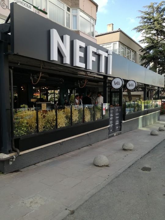 Nefti