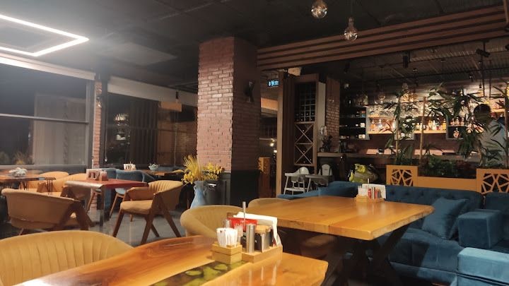 Neiva Restaurant