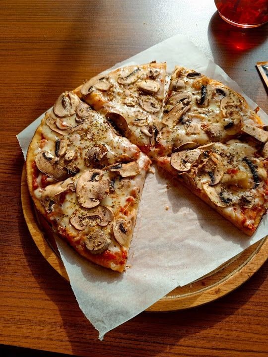 Neliii Gurme Pide Köfte