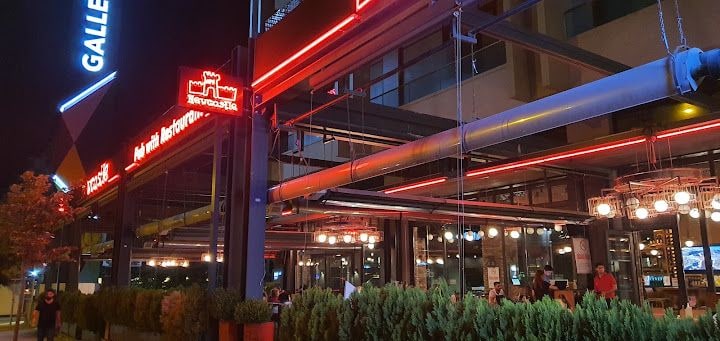 Newcastle Pub Galleria
