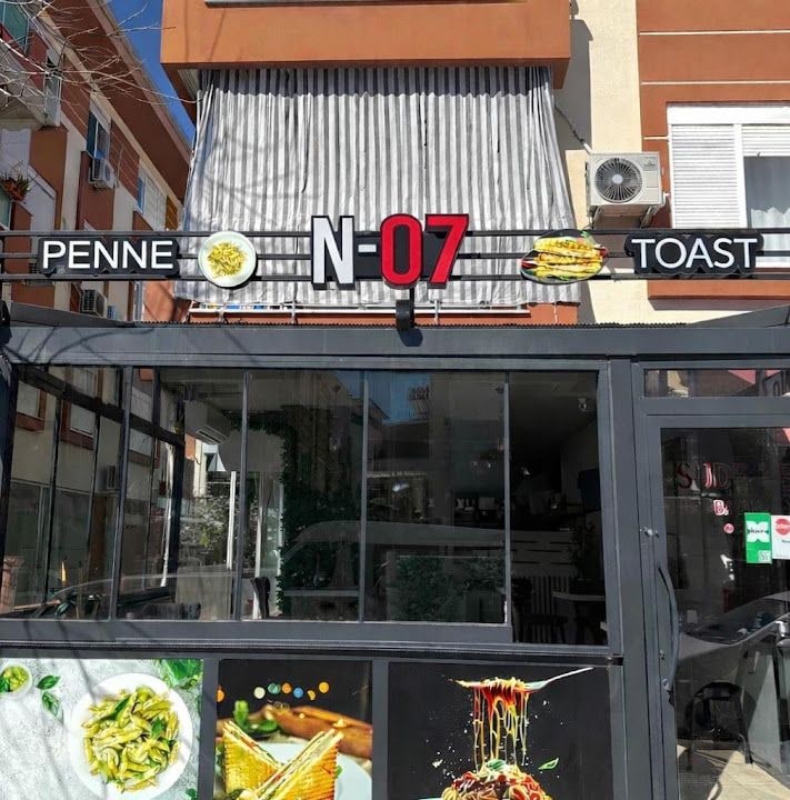 No7 Fast Food