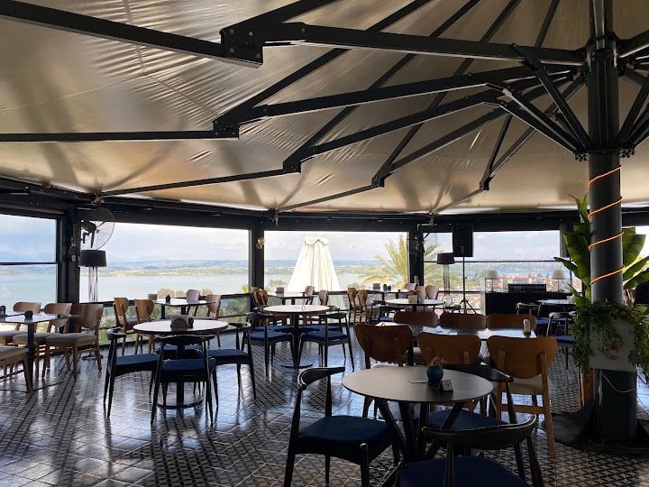 Nubı Roof