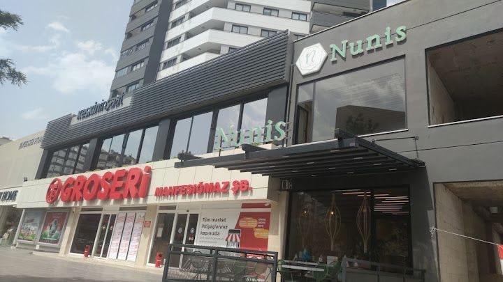 Nunis cakes