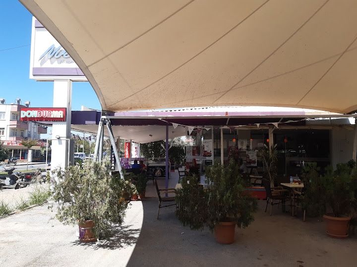Nur Pastanesi