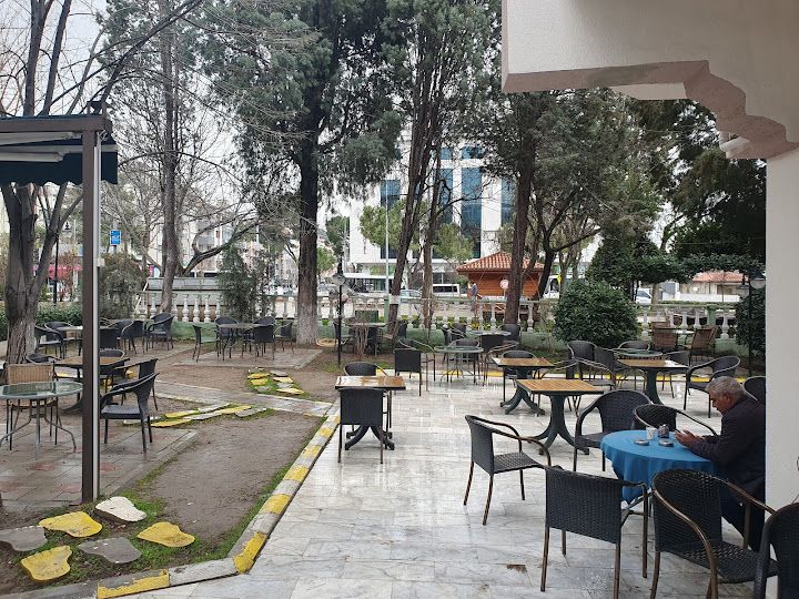 Öğretmenevi Çay Behçesi