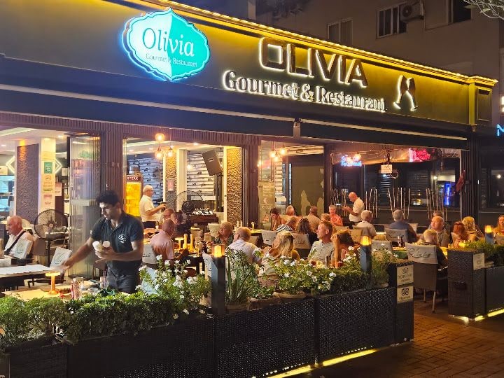 Olivia Gourmet Restaurant & Cafe Bar