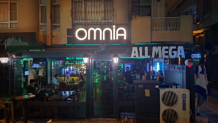 Omnia Tapas Bar
