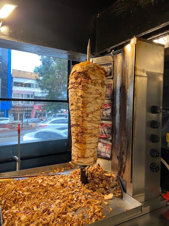 Öncü Döner