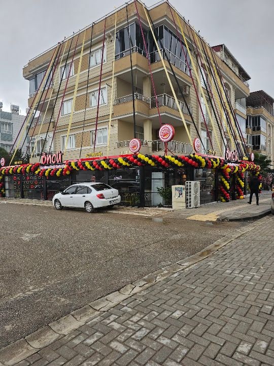 Öncü Döner