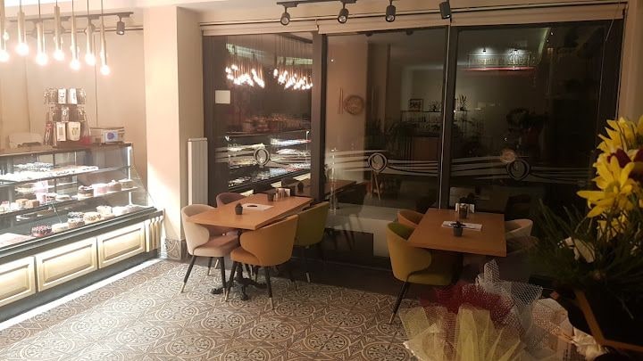 Oskar Cafe Bistro